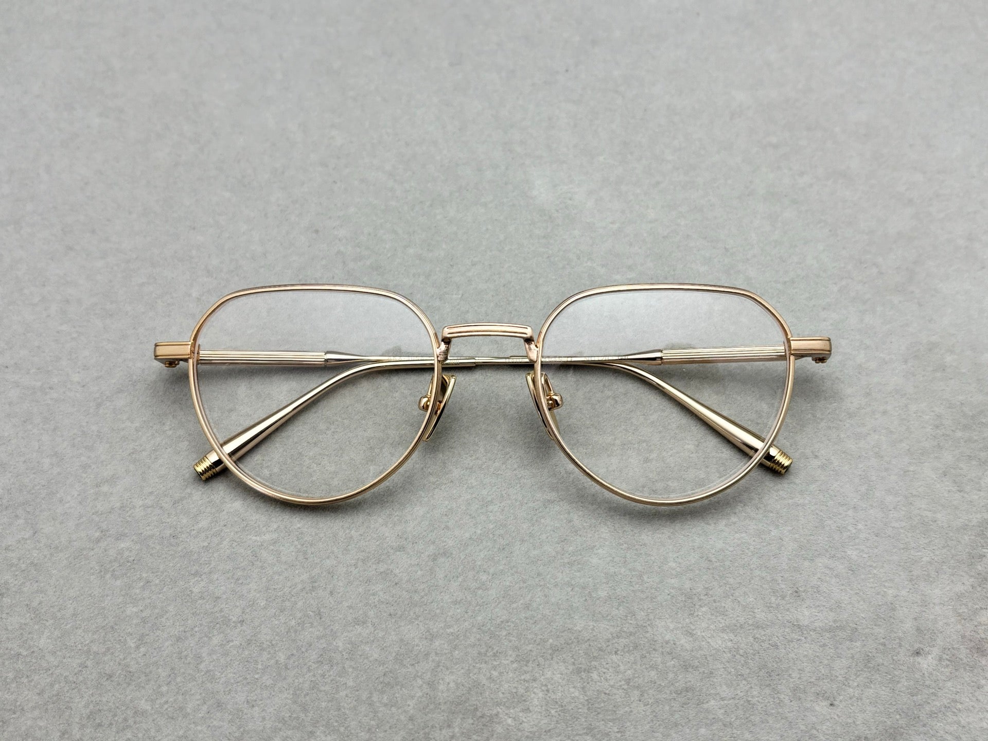 正品AKONI size：50-20-140總寬142框高45