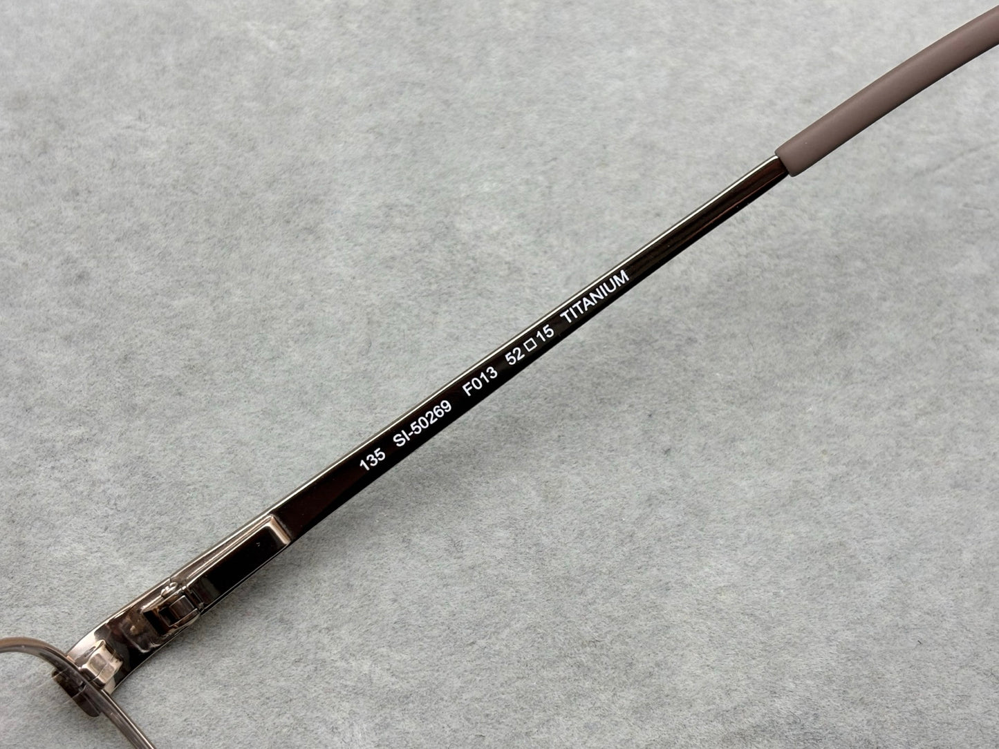 正品 STEPPER 女款眼鏡框 size：52-15-135總寬135框高38