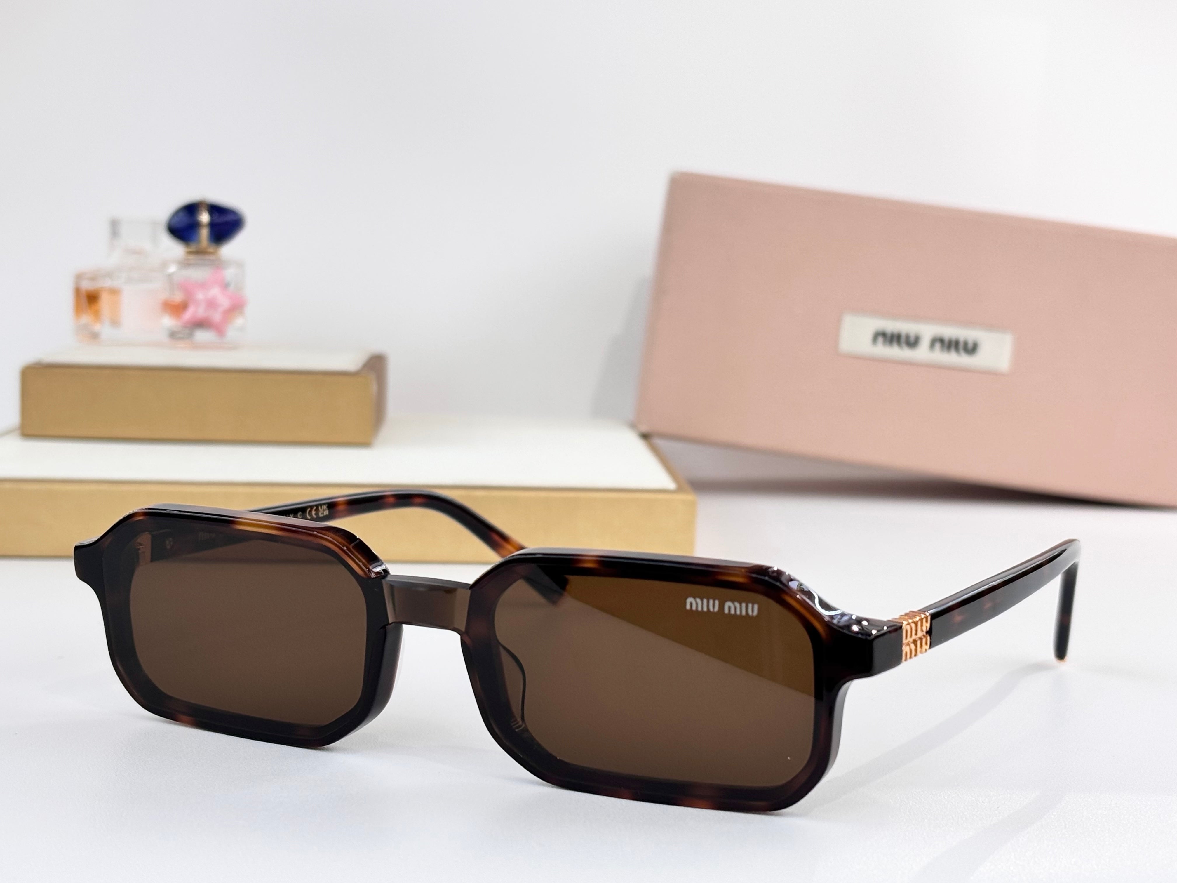 MIU MIU MU A1941 Size：53口23 145