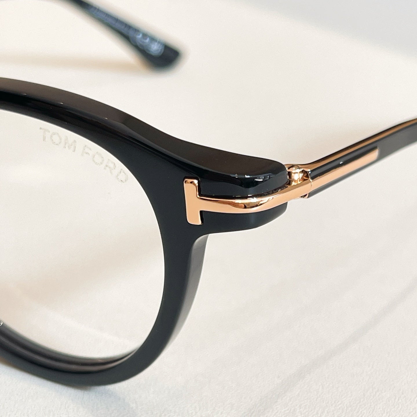 TOM FORD  TF6023-D-B SIZE：51口22-145