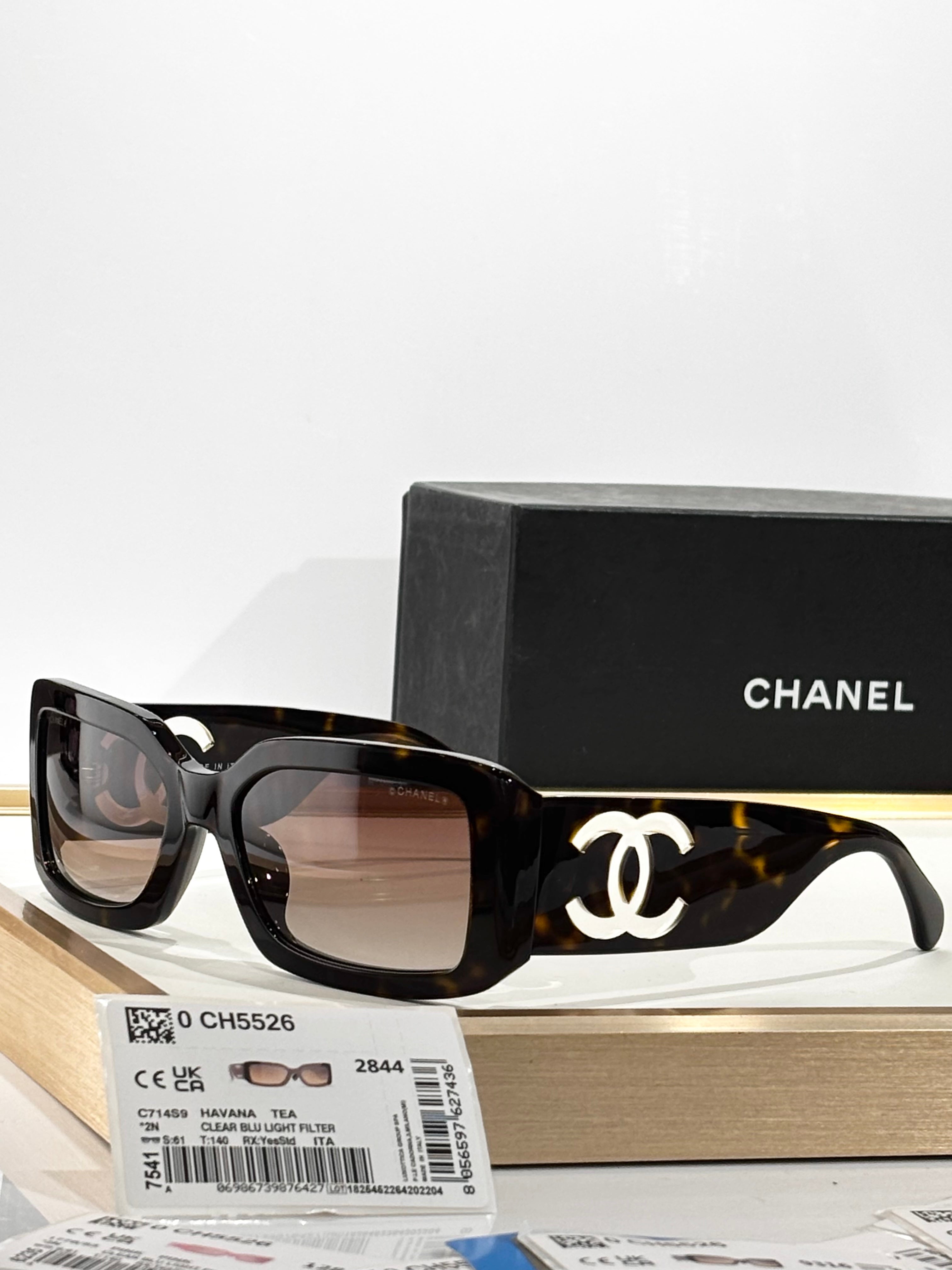 CHANEL  CH5526 SIZE：61口20-140 太陽鏡