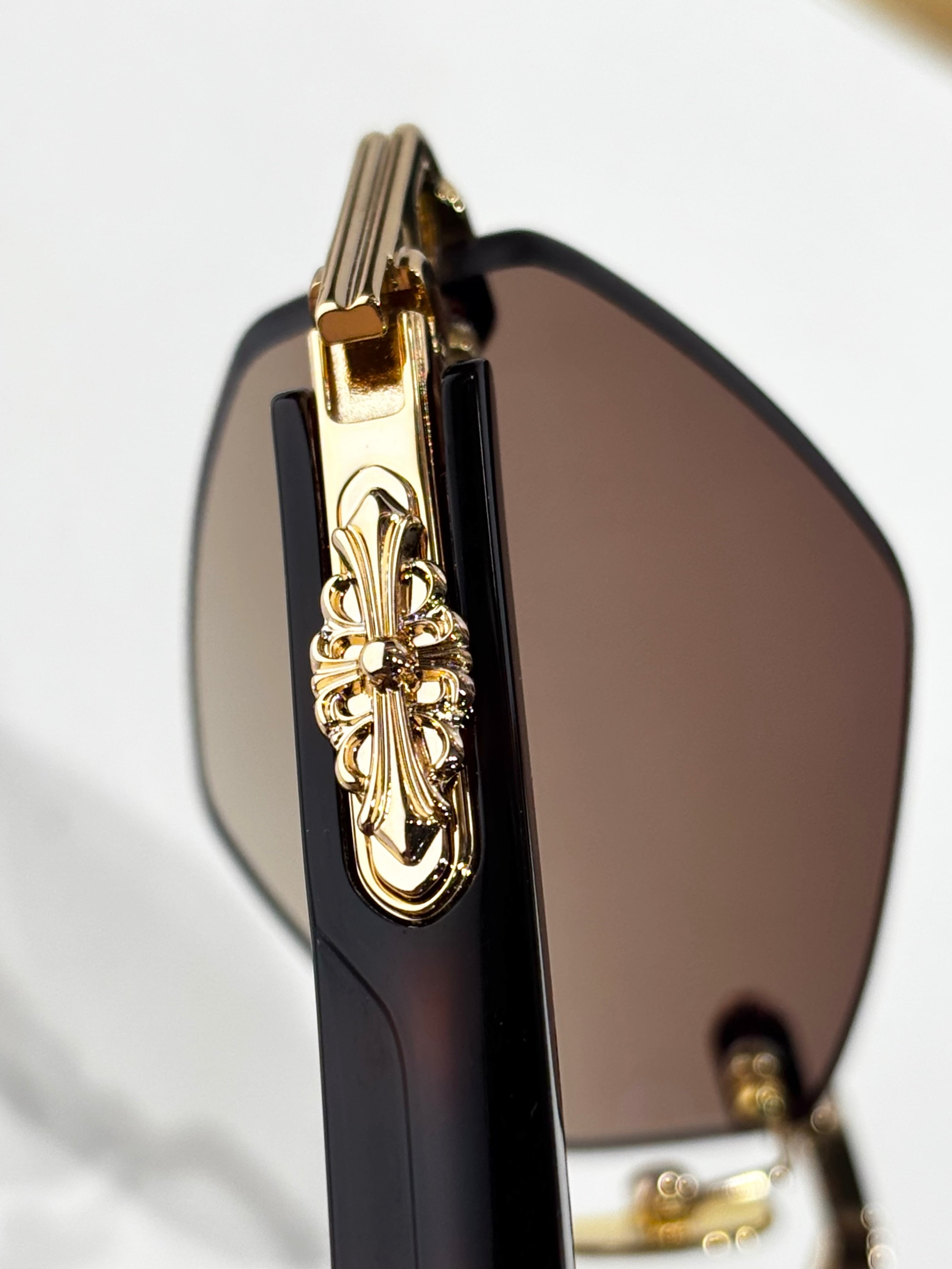 Chrome Heart ：DEPPE I SIZE：59口18-146 茶色