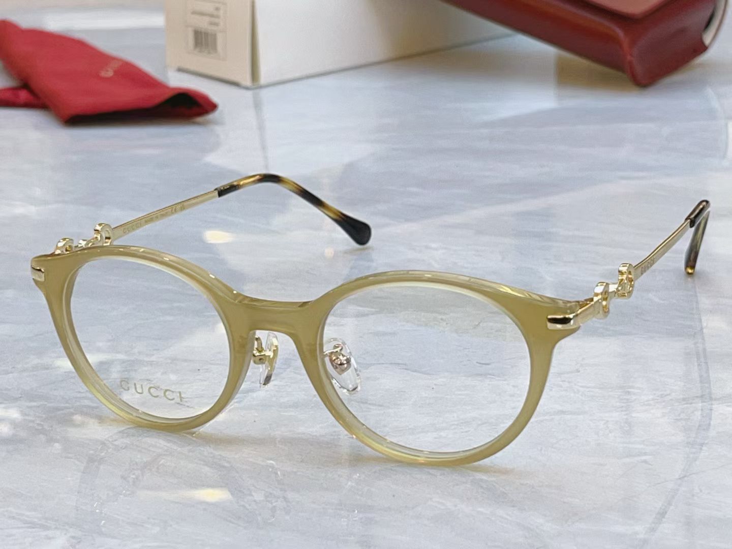 GUCCI 新款太陽眼鏡， ：GG1904OJ，SIZE：52口21-140