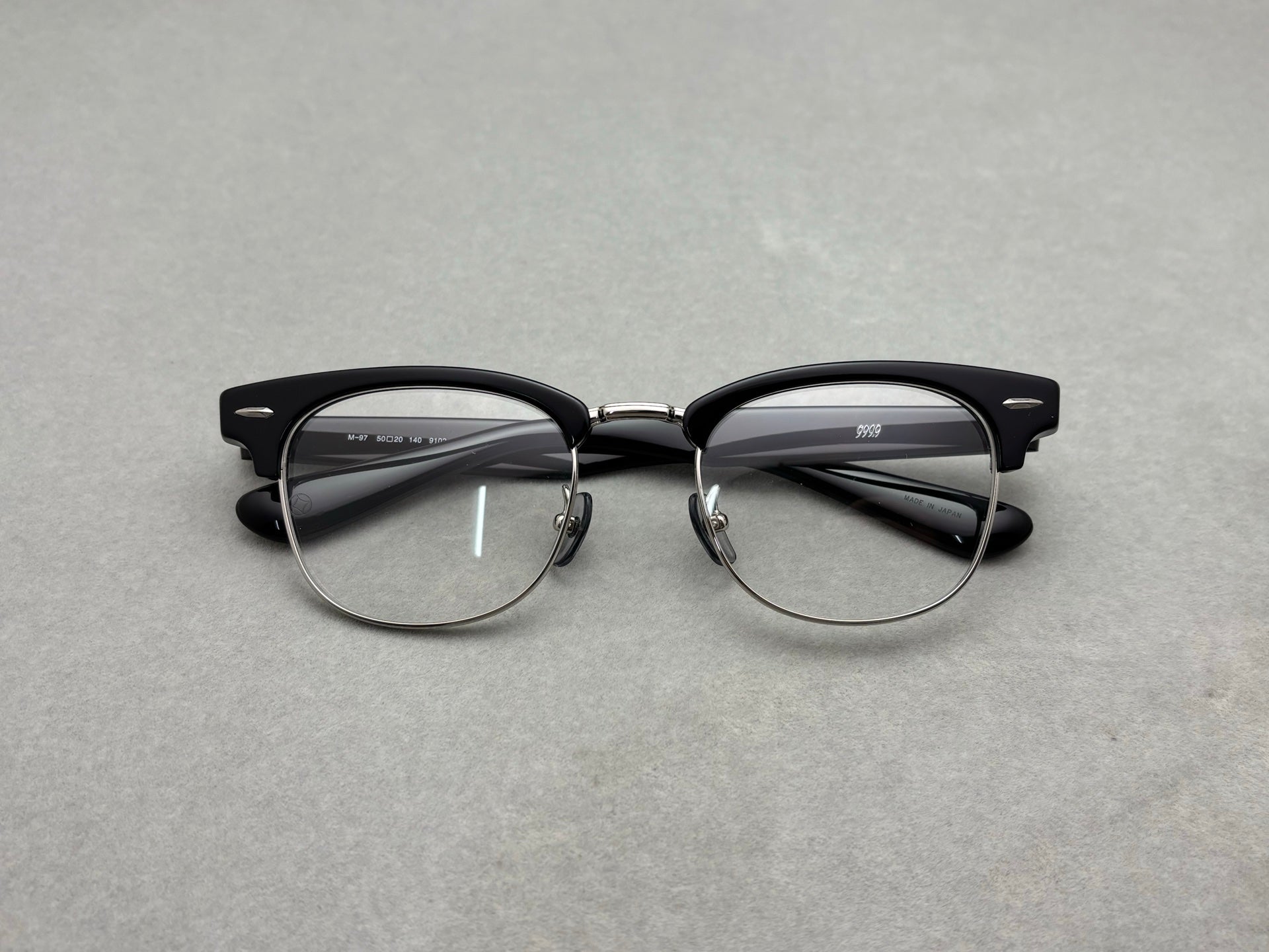 日本 999.9 M-97純鈦 size：50-20-140總寬145框高44