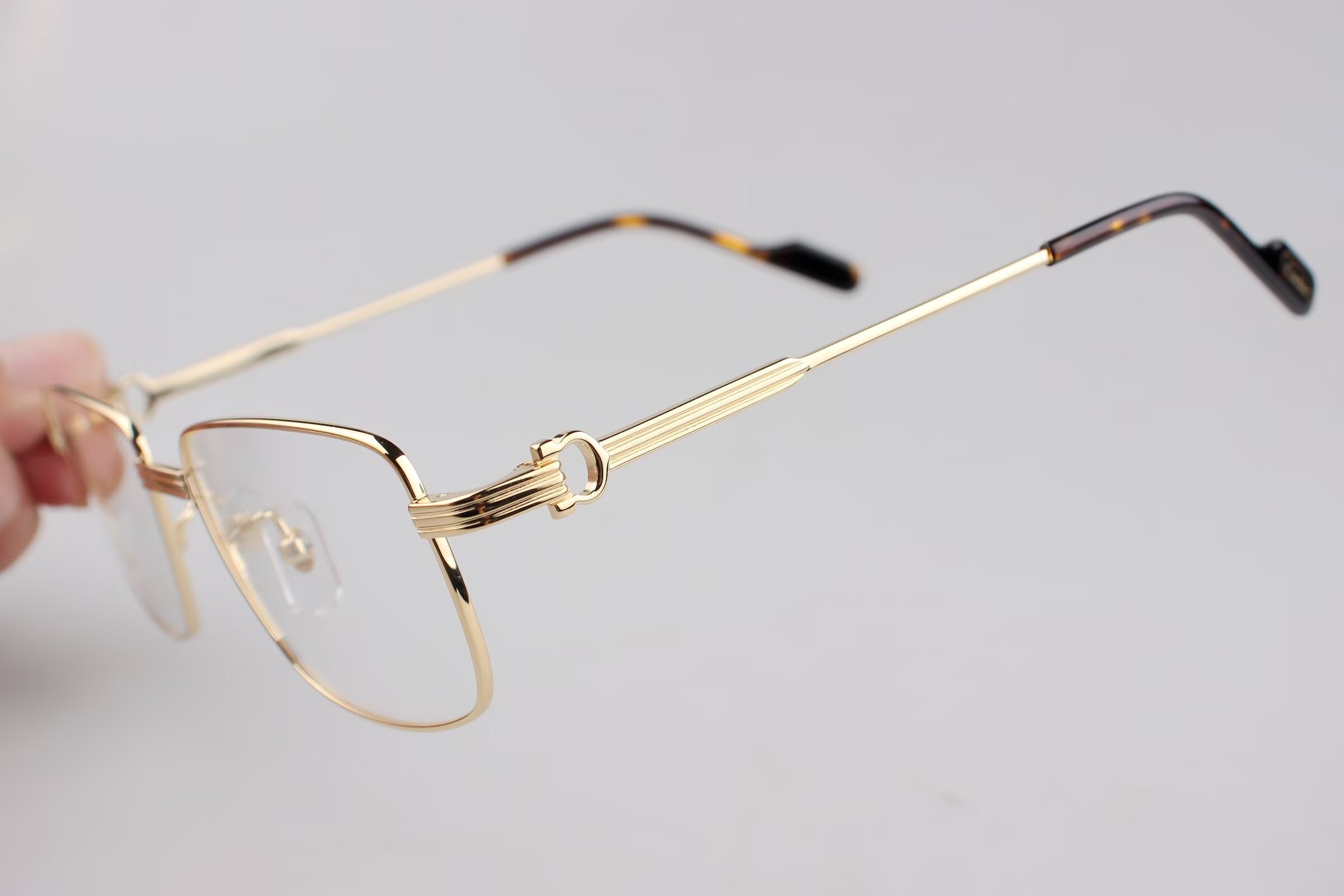 Cartier新款 CT0556O 純鈦眼鏡 尺寸：55口20-145