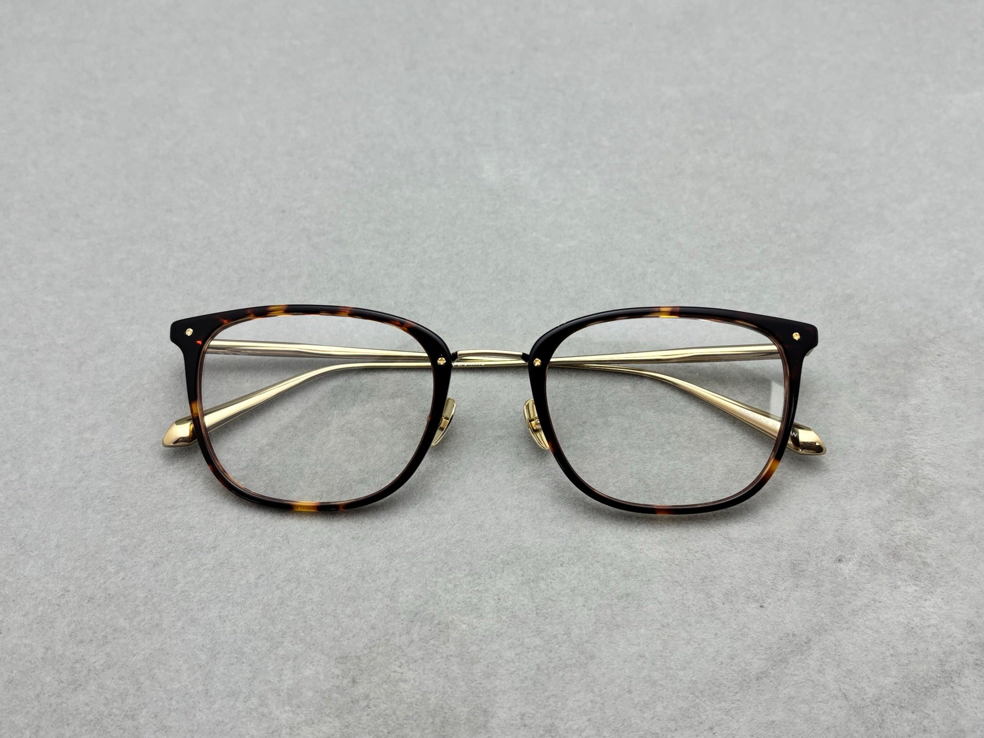 2025年新品！ LINDA FARROW x PUYI 男女眼鏡 size：52-23-145總寬142框高44