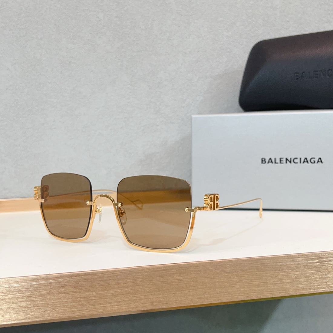 BALENCIAGA   BB0122S   Size  54-21-140