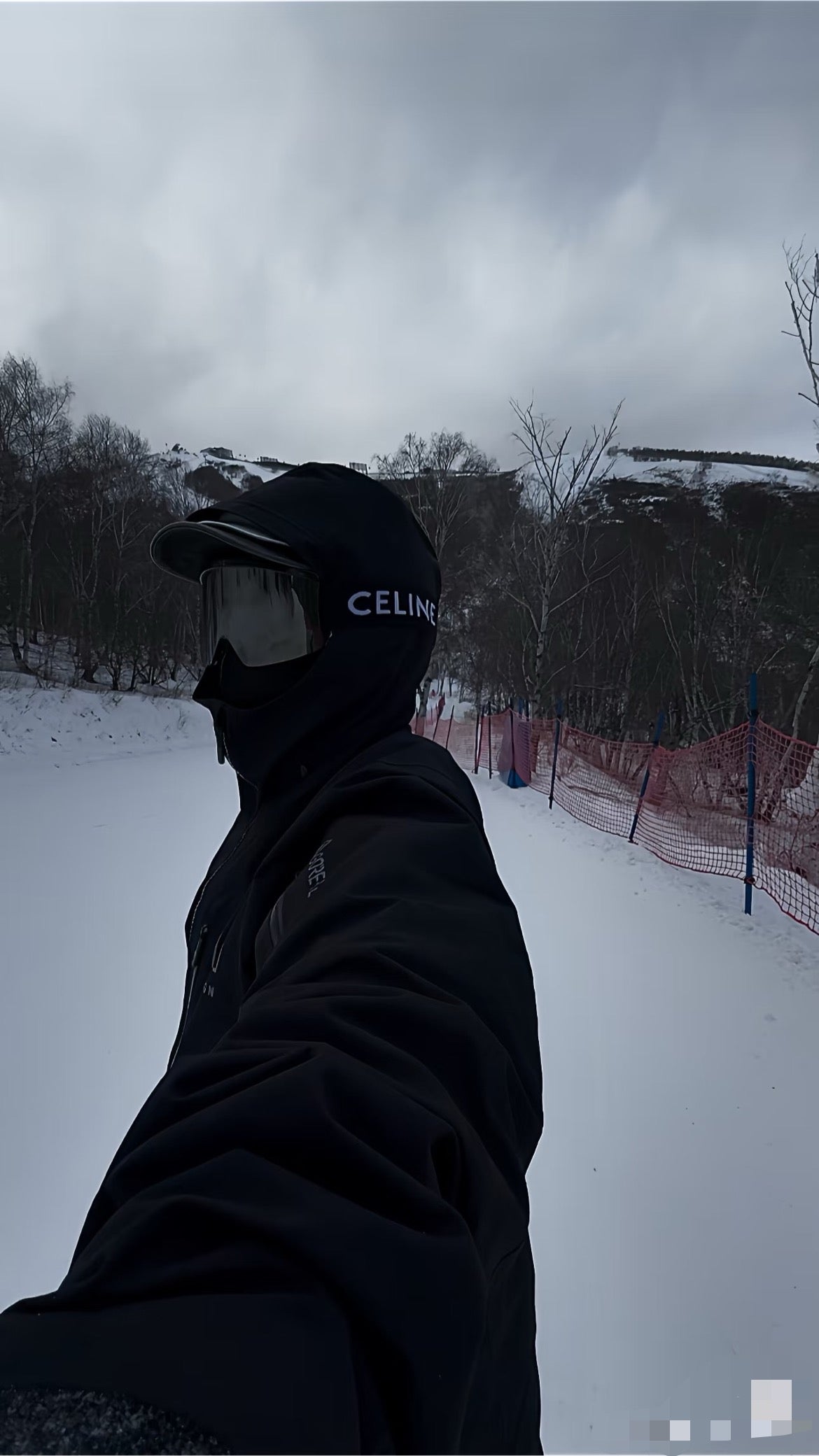 新款滑雪镜 CELINE