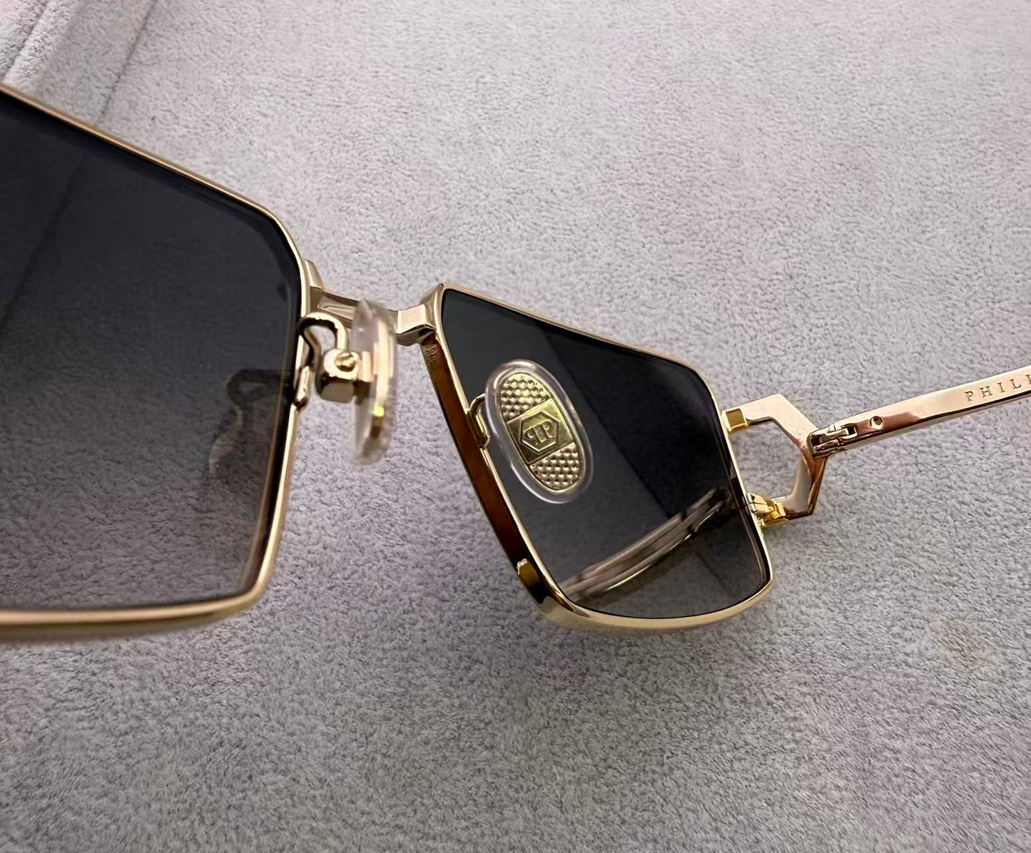 Philipp Plein size：58-18-145