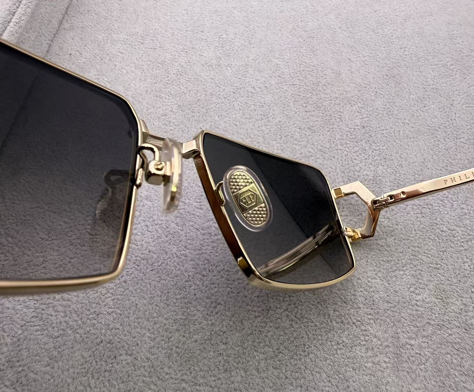 Philipp Plein size：58-18-145
