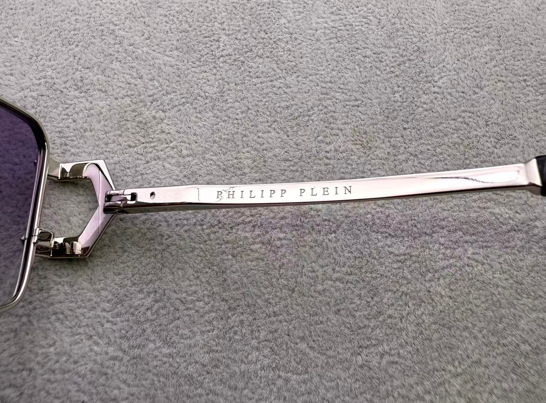 Philipp Plei 男女款太陽 方格墨鏡 size：58-18-145