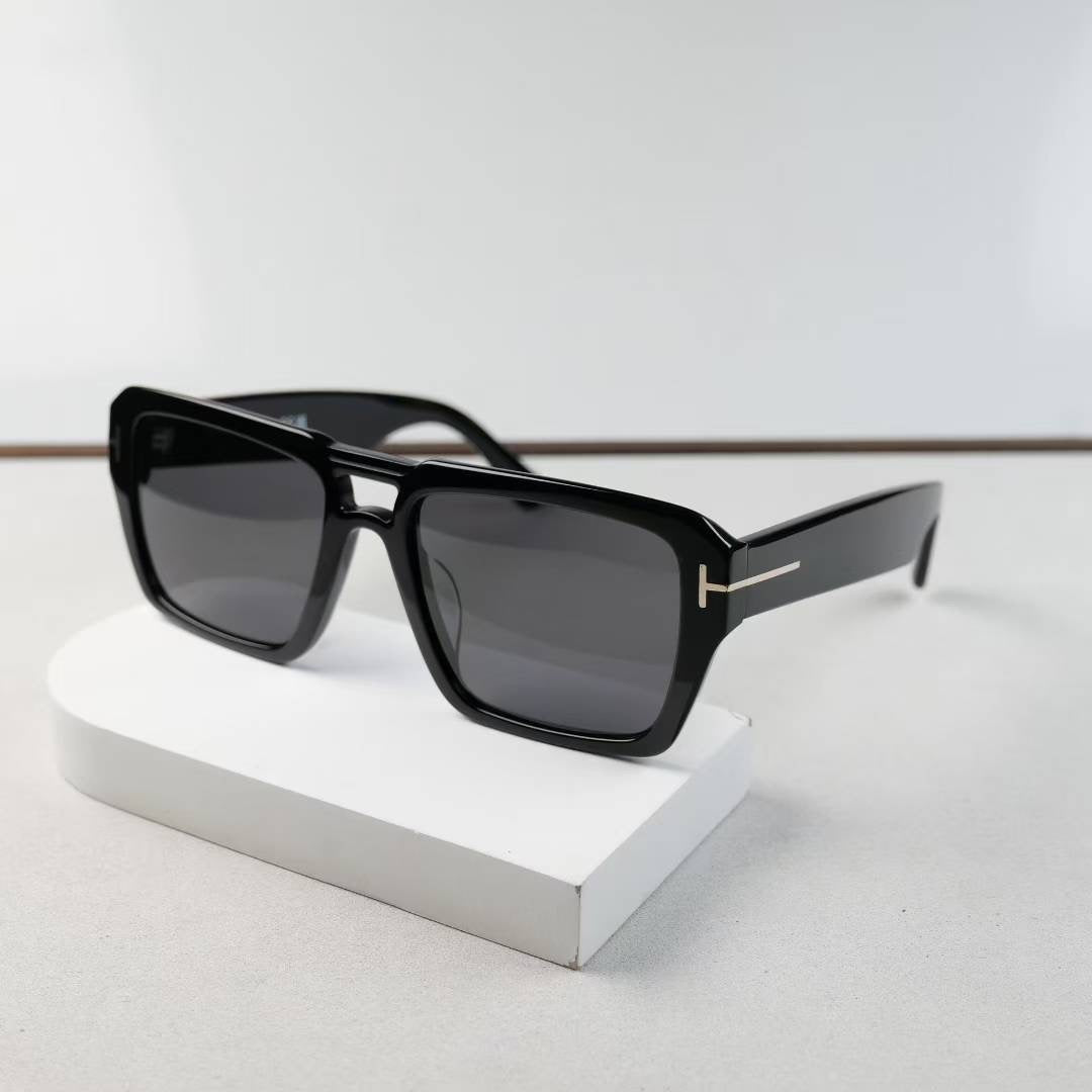 TOM FORD 太陽眼鏡 TF 變色墨鏡 FT1153 SIZE 56口19-145