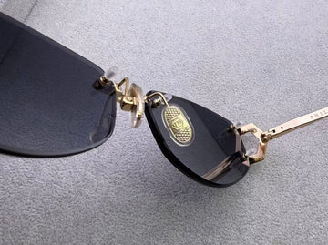 Philipp Plei 男女款太陽眼鏡 size：60-14-145