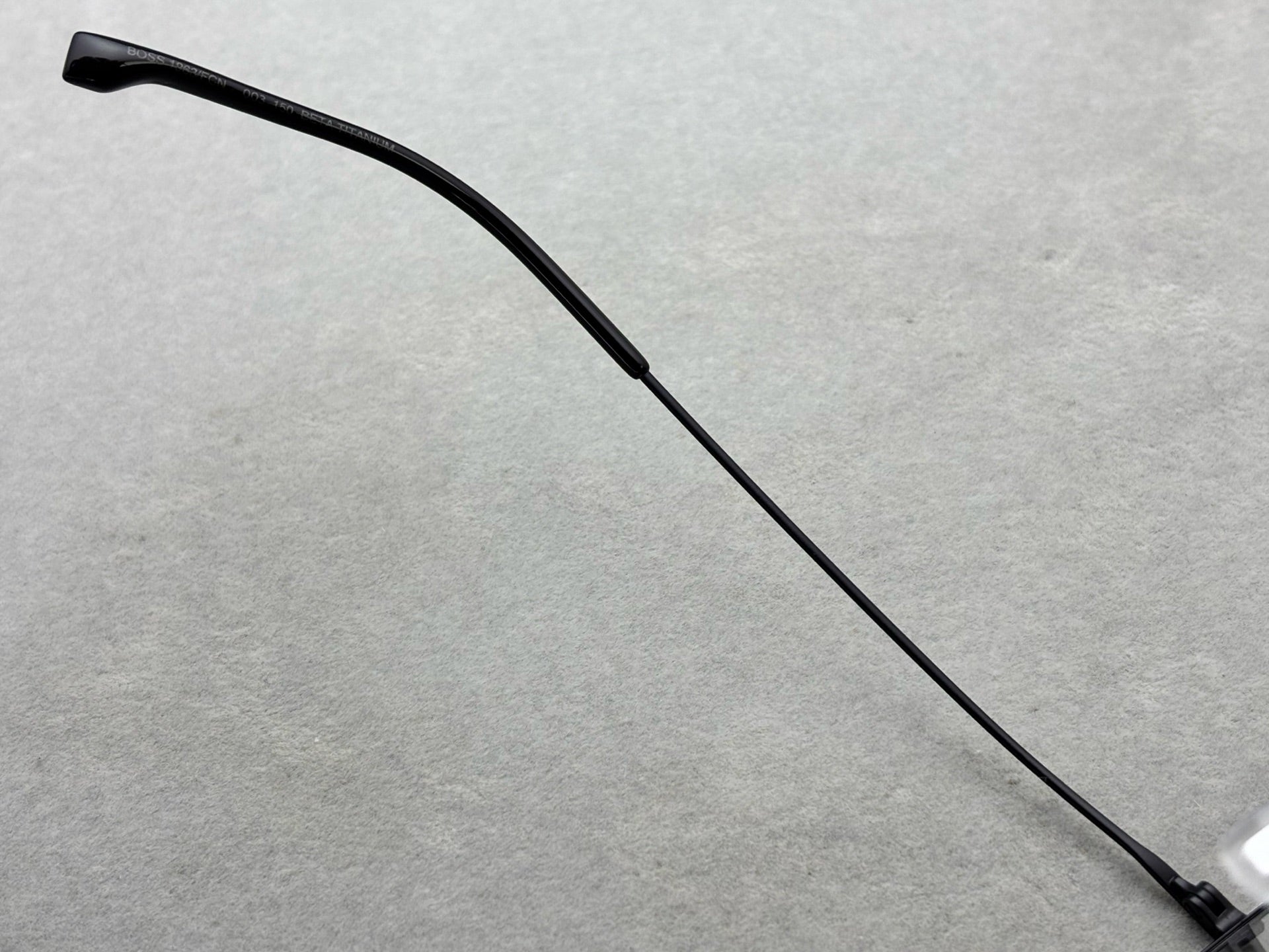 BOSS 男女眼鏡 size：51-20-150總寬143框高47