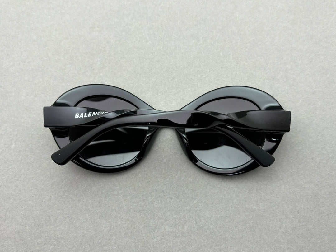 BALENCIAGA 男女款太陽 新品 size：53-24-145