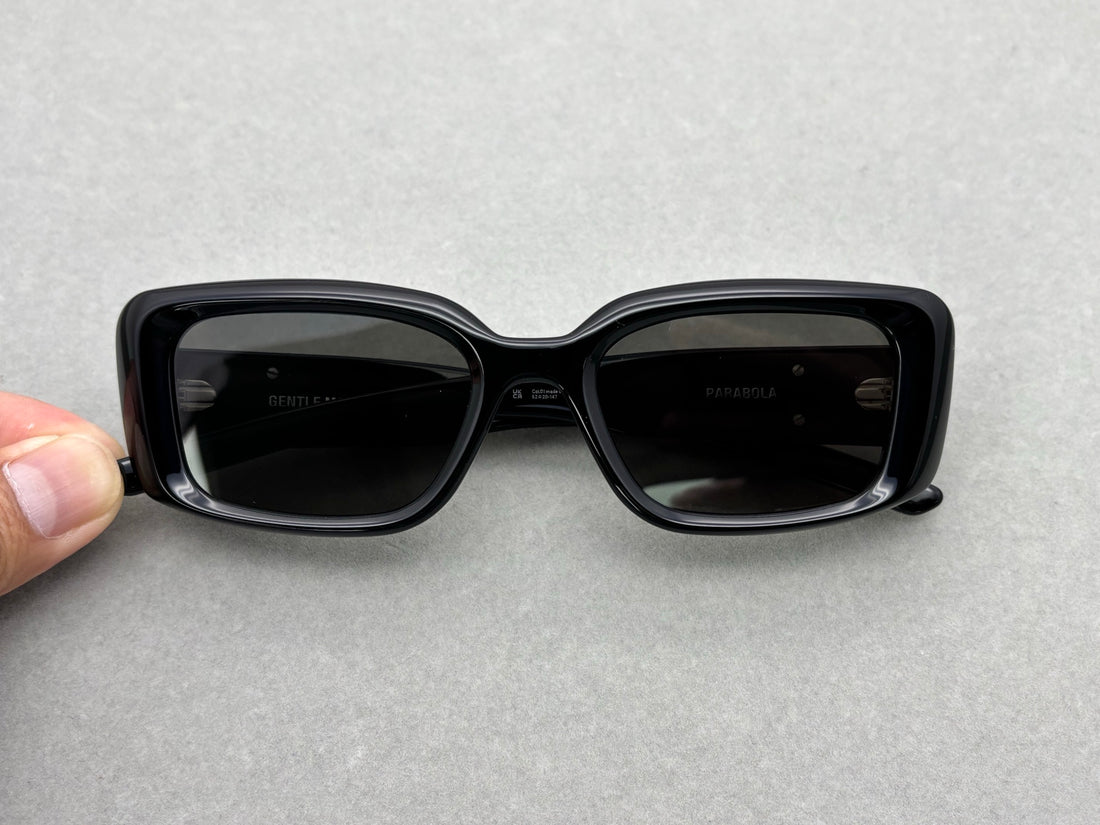 GM PARABOLA 男女款太陽眼鏡 新品 size：52-20-147