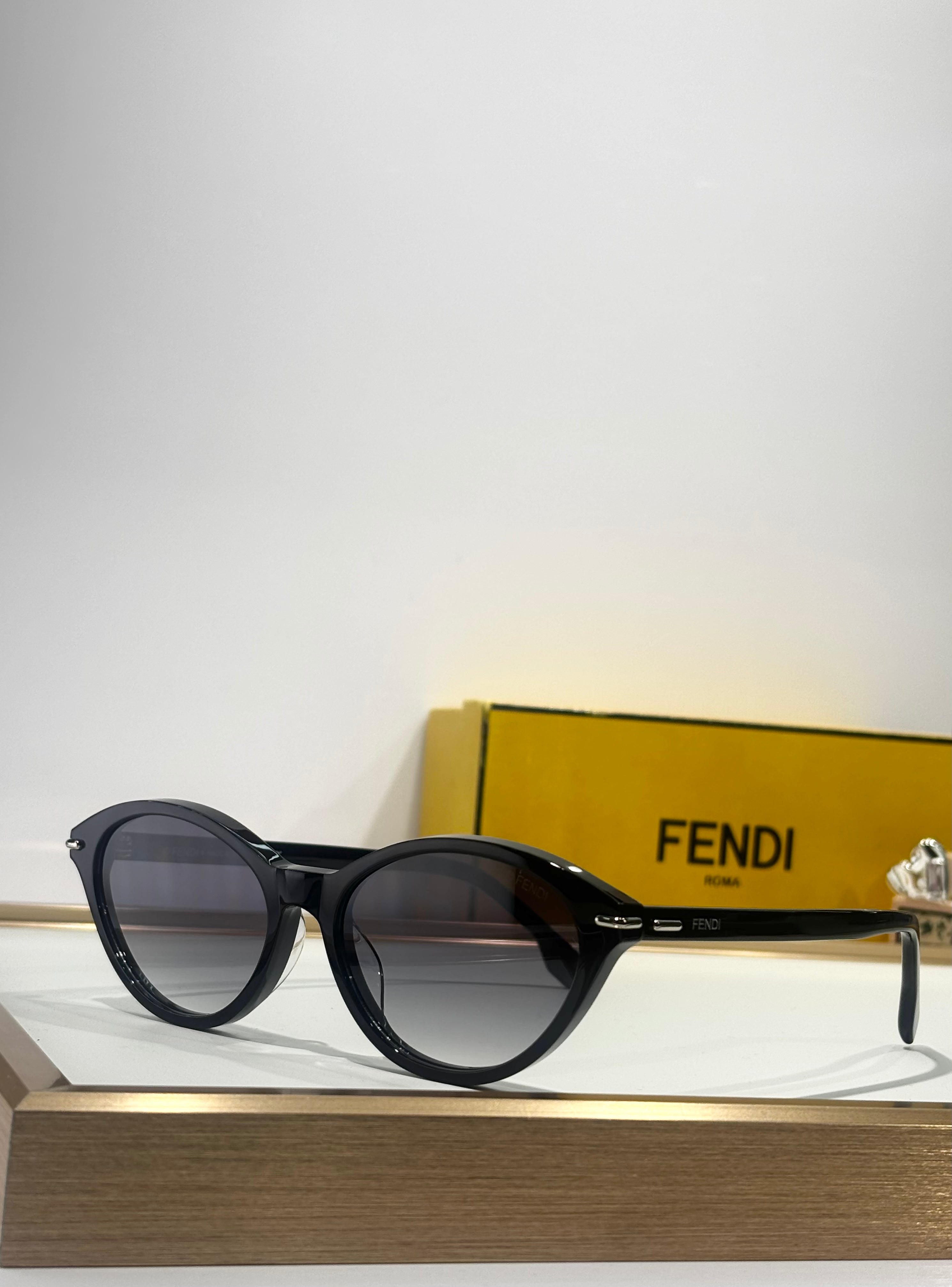 Fendi  FE50126I  SIZE：53口16-140