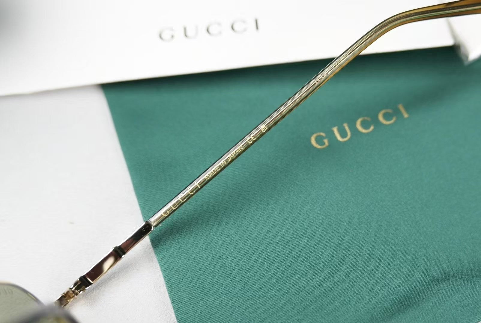 GUCCI男女太陽眼鏡GG1350S 尺寸58-20-145