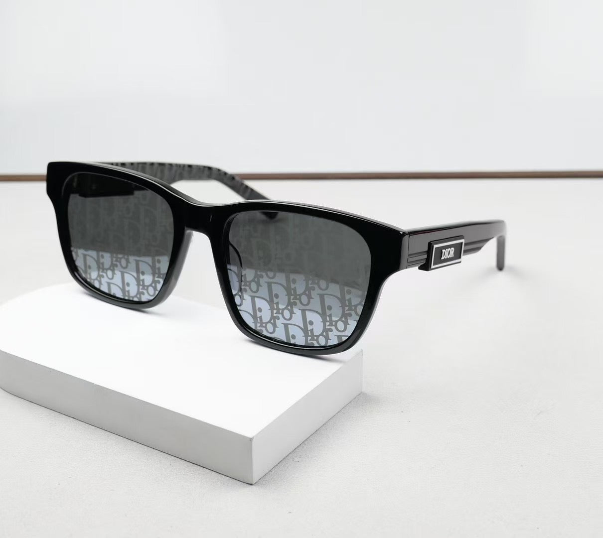 Dior B23 58-20-145