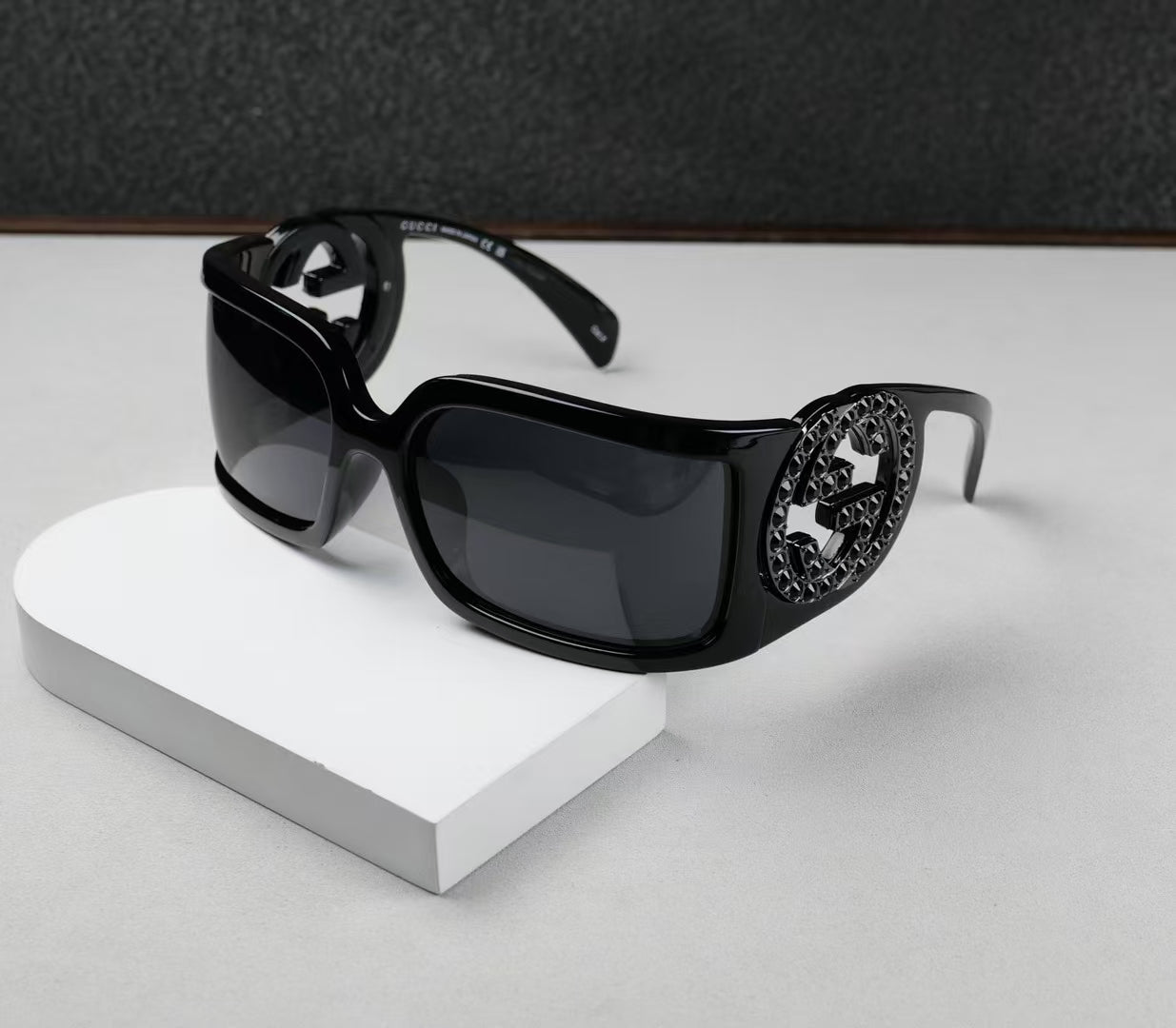 Gucci 新款 GG1899S