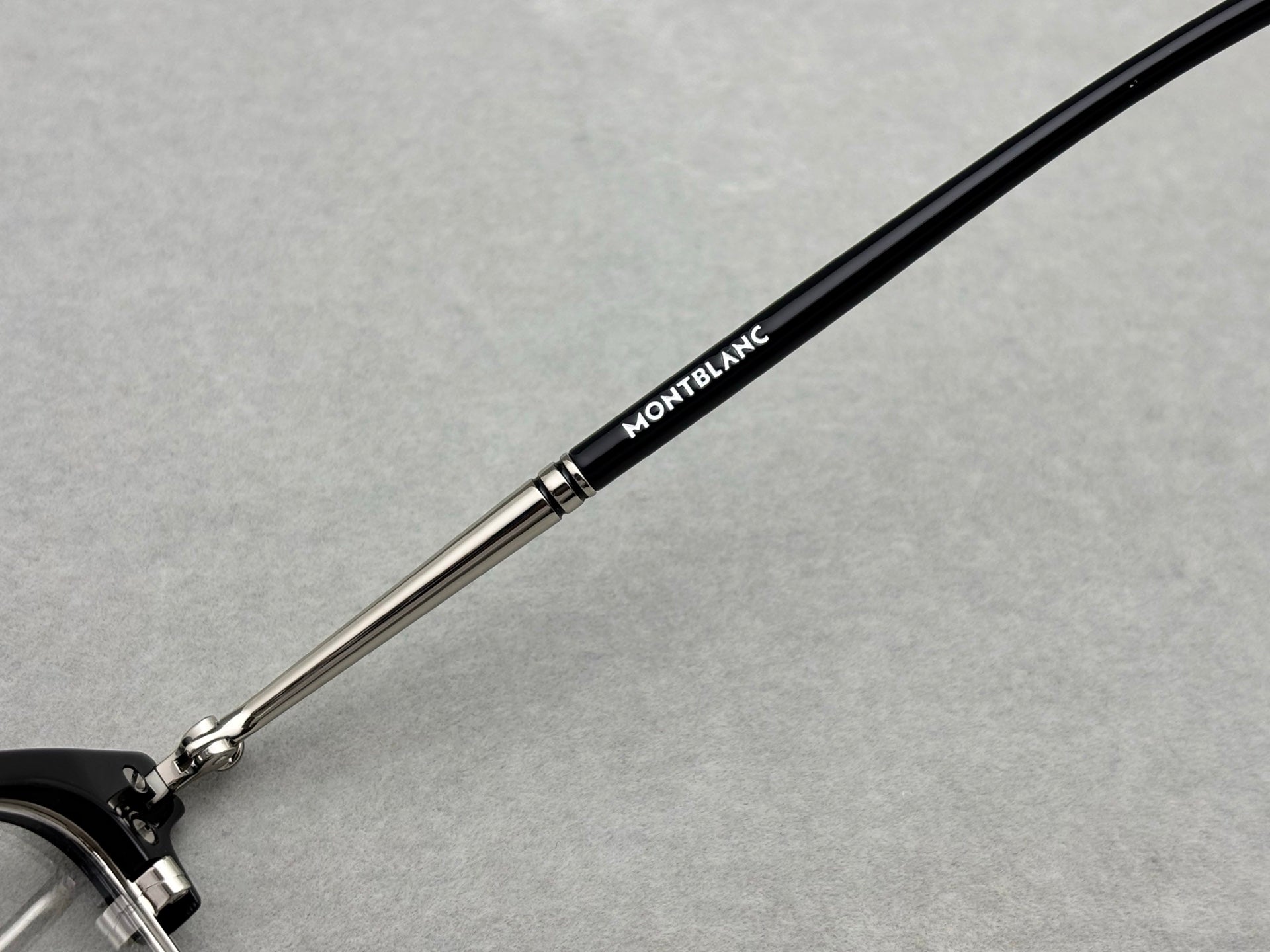 正品 MONTBLANC 男女眼鏡 size：54-21-145總寬148框高43