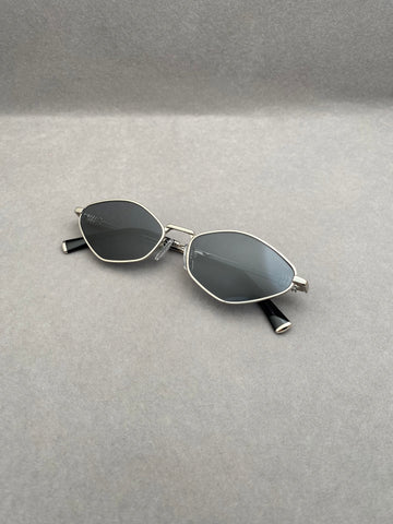 MIUMIU SMU56Z 尺寸 56口17-145