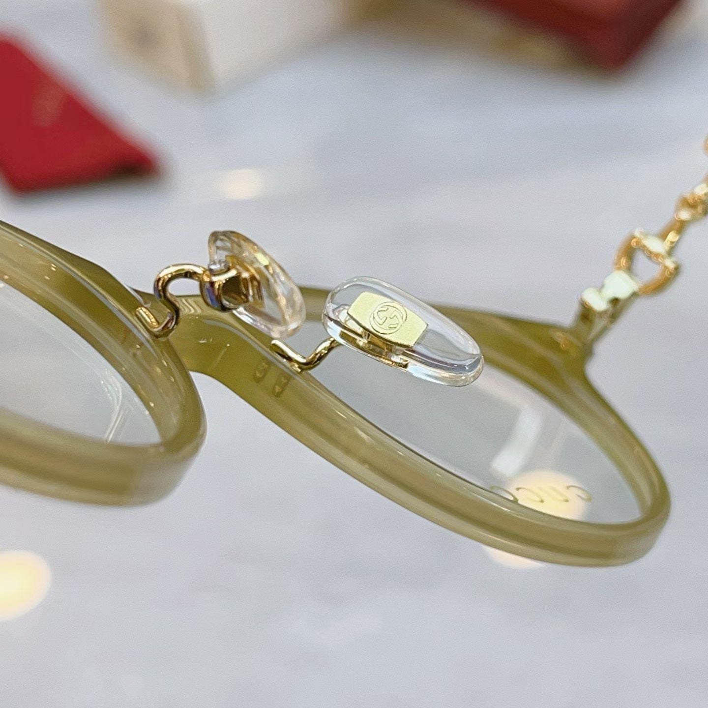 GUCCI 新款太陽眼鏡， ：GG1904OJ，SIZE：52口21-140