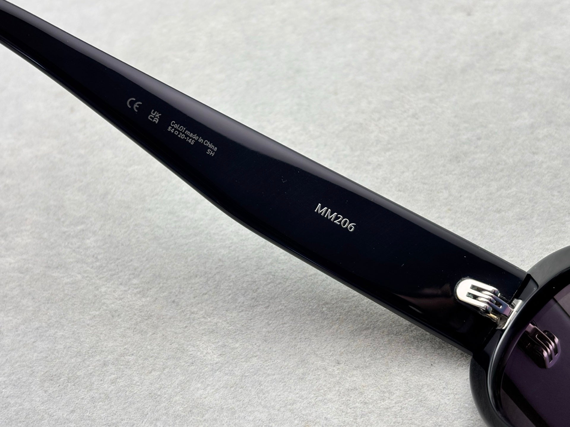 GM x Maison Margiela聯名MM206 size：54-20-145