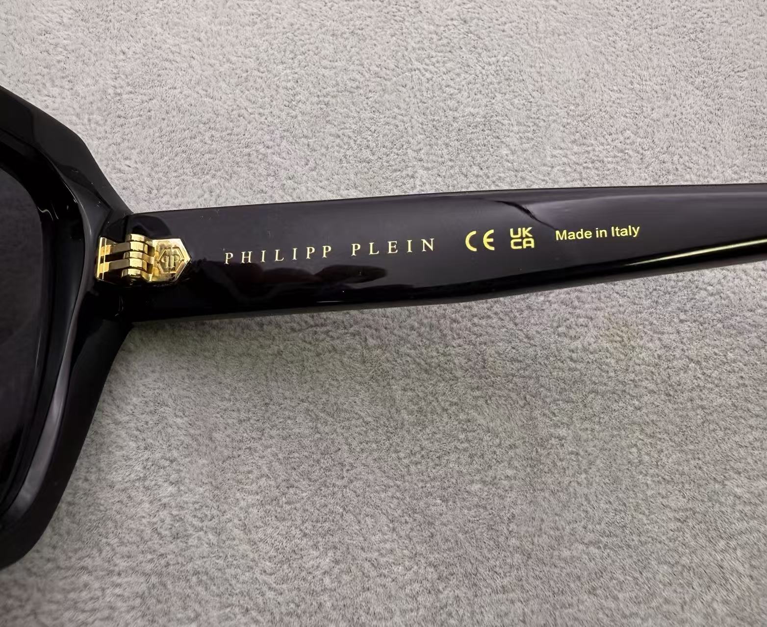Philipp Plein女款太陽眼鏡size：55-20-150 灰色鏡片