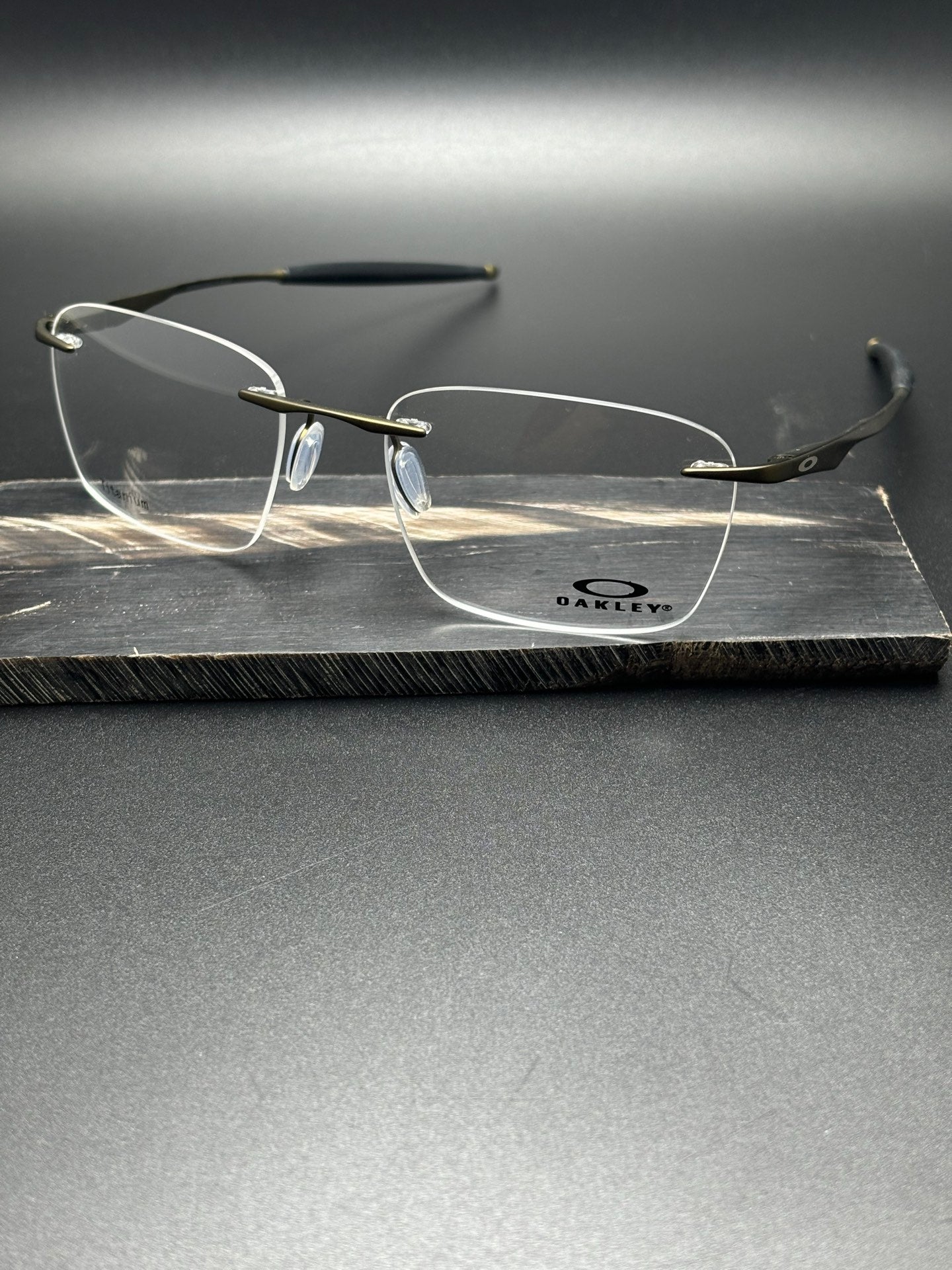 OAKLEY WINGFOLD無框超輕純鈦 OX5115