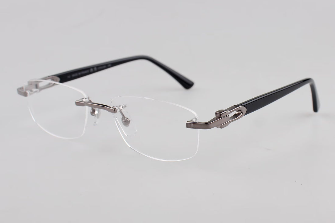 新款Cartier CT0318O眼镜尺码  52口16-140