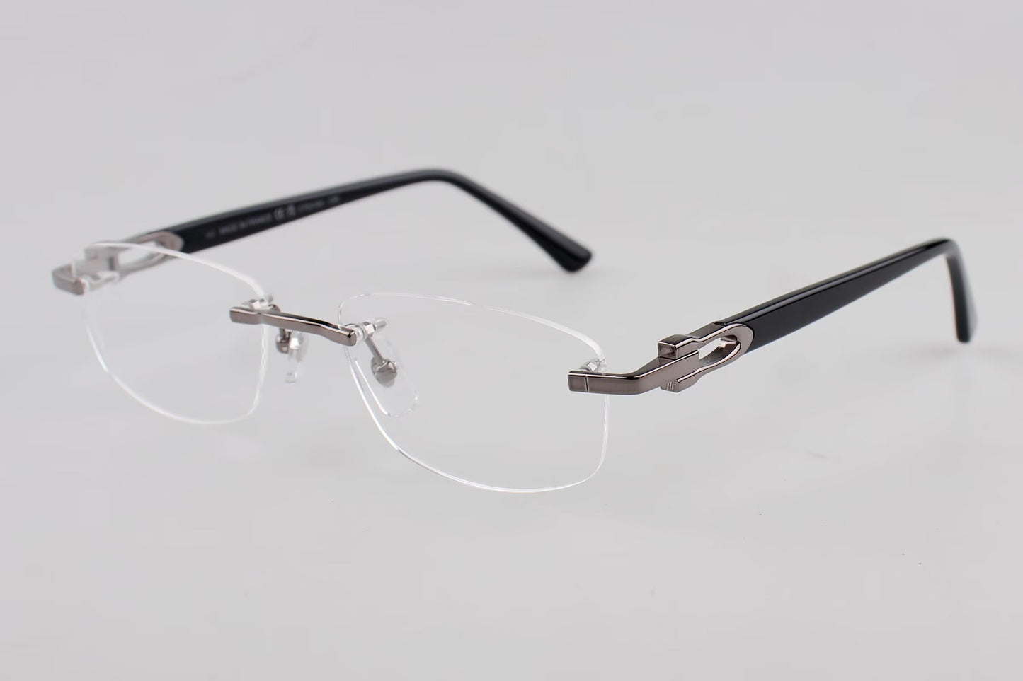 新款Cartier CT0318O眼镜尺码  52口16-140