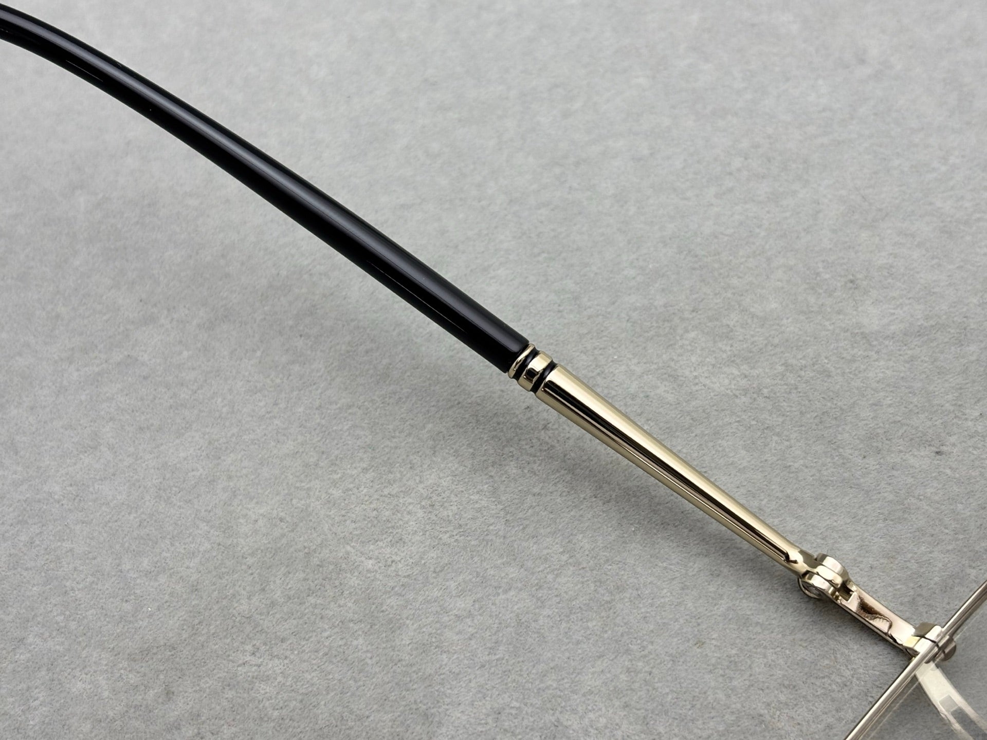 正品 MONT BLANC 男女商務款眼鏡 新品 size：55-18-145總寬143框高40