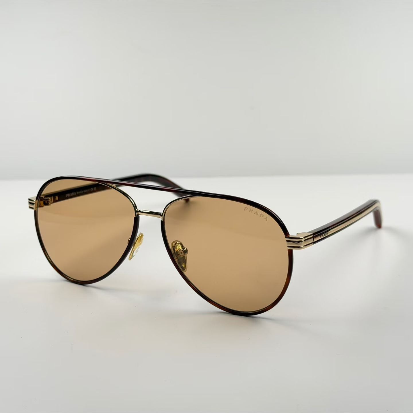 PORSCHE DESIGN 太陽眼鏡P8964 尺寸61-14-145