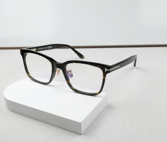 TOM FORD MODEL TF5853-D-B SIZE 55口20-145