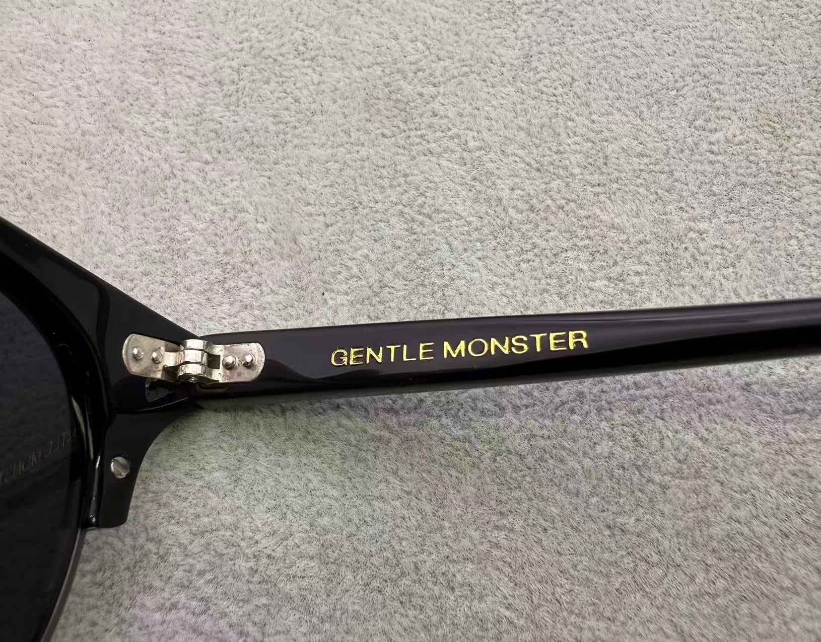 GENTLE MONSTER GMEast Logue 女士 黑色 墨鏡 尺寸49.6-20-142