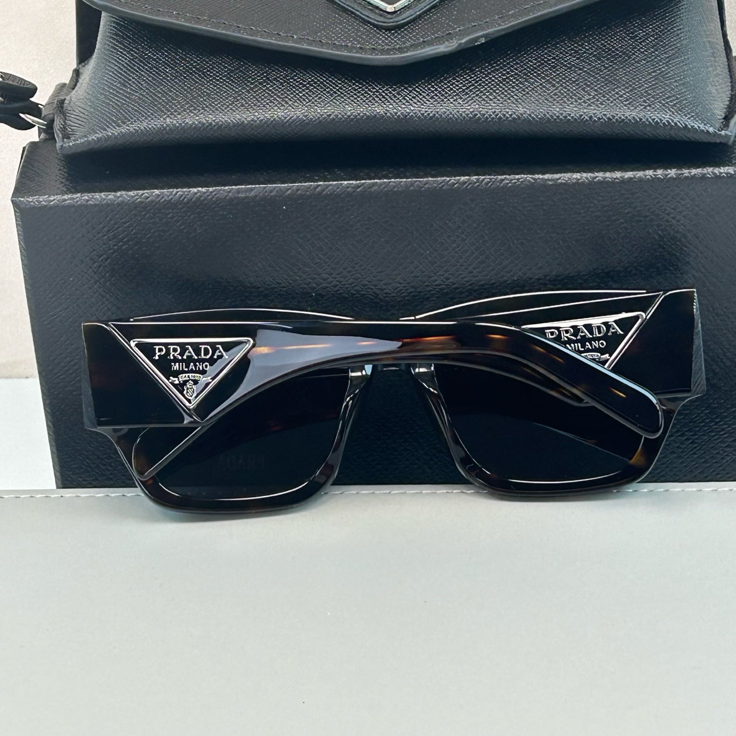 PRADA VPR10Z 尺寸 53-21-140