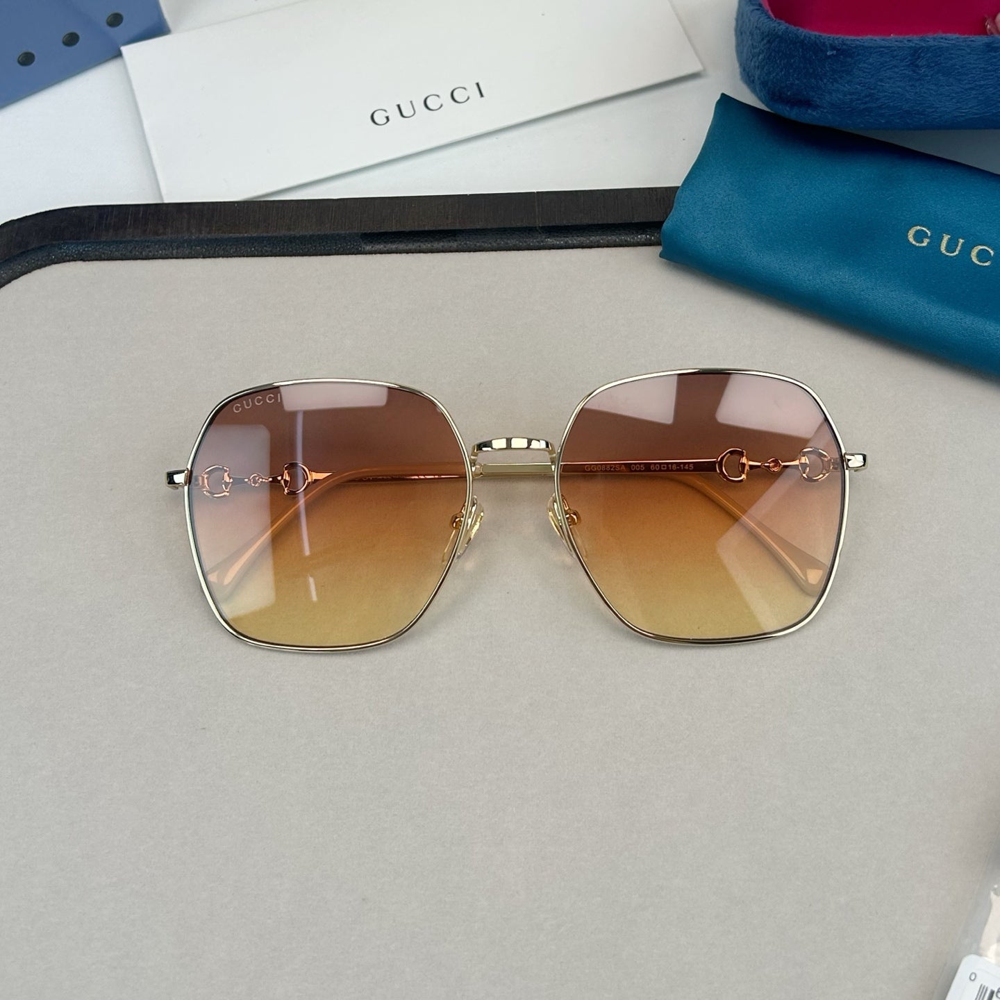 GUCCI   马衔扣系列金属墨镜 GG0882 58-18-145