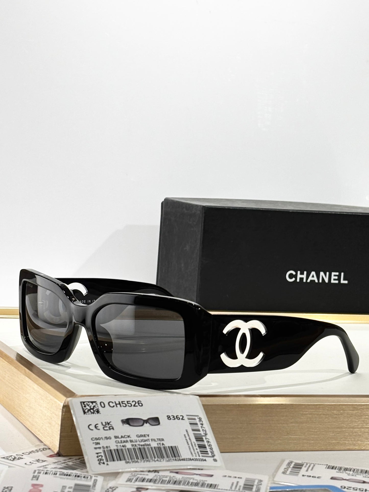 CHANEL  CH5526 SIZE：61口20-140 太陽鏡