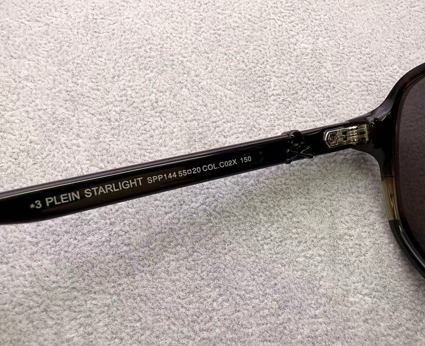 全新Philipp Plein 男女款太陽眼鏡 size：55-20-150