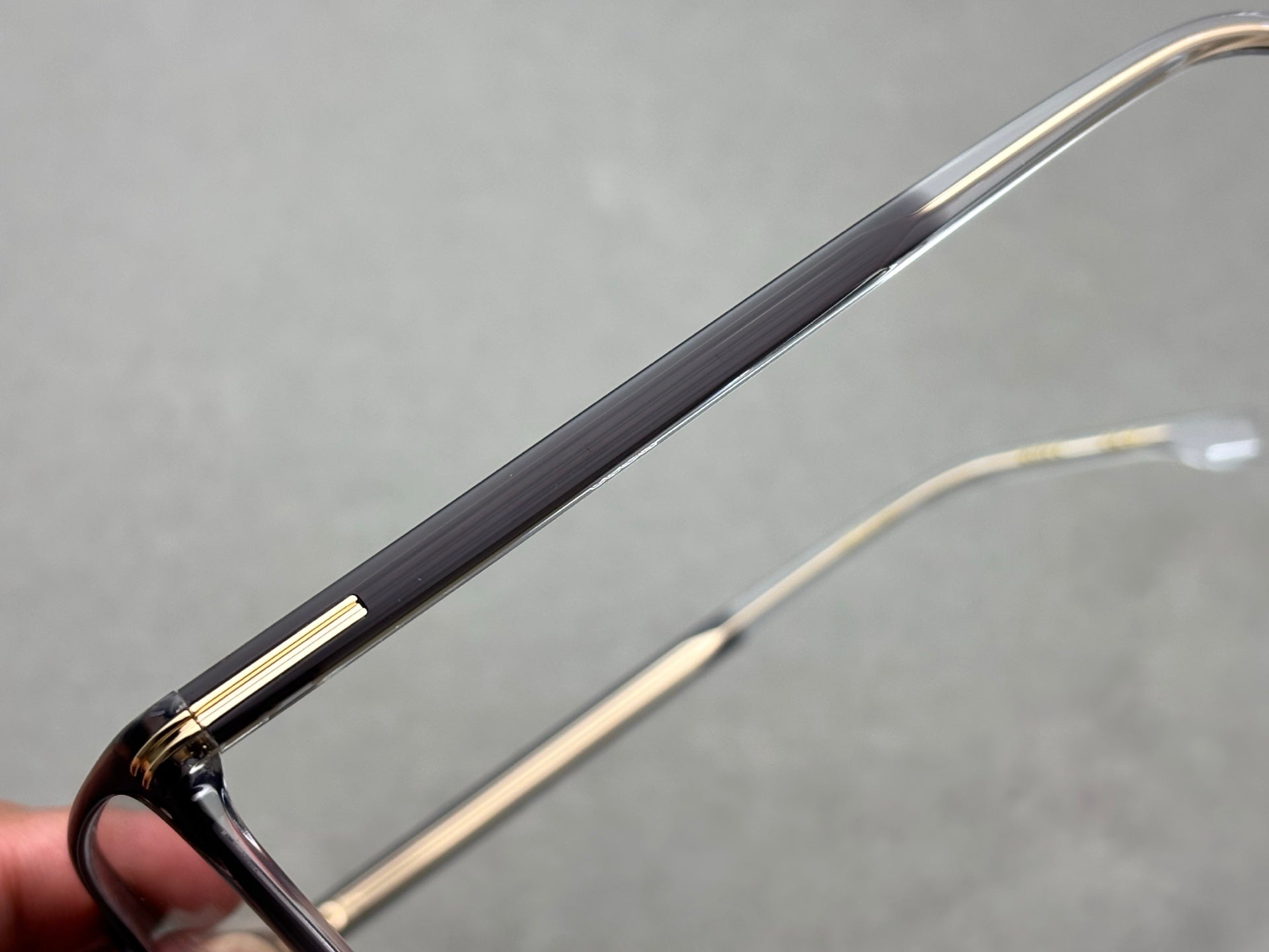 HUGO BOSS 男女眼鏡 size：55-18-145總寬140框高38