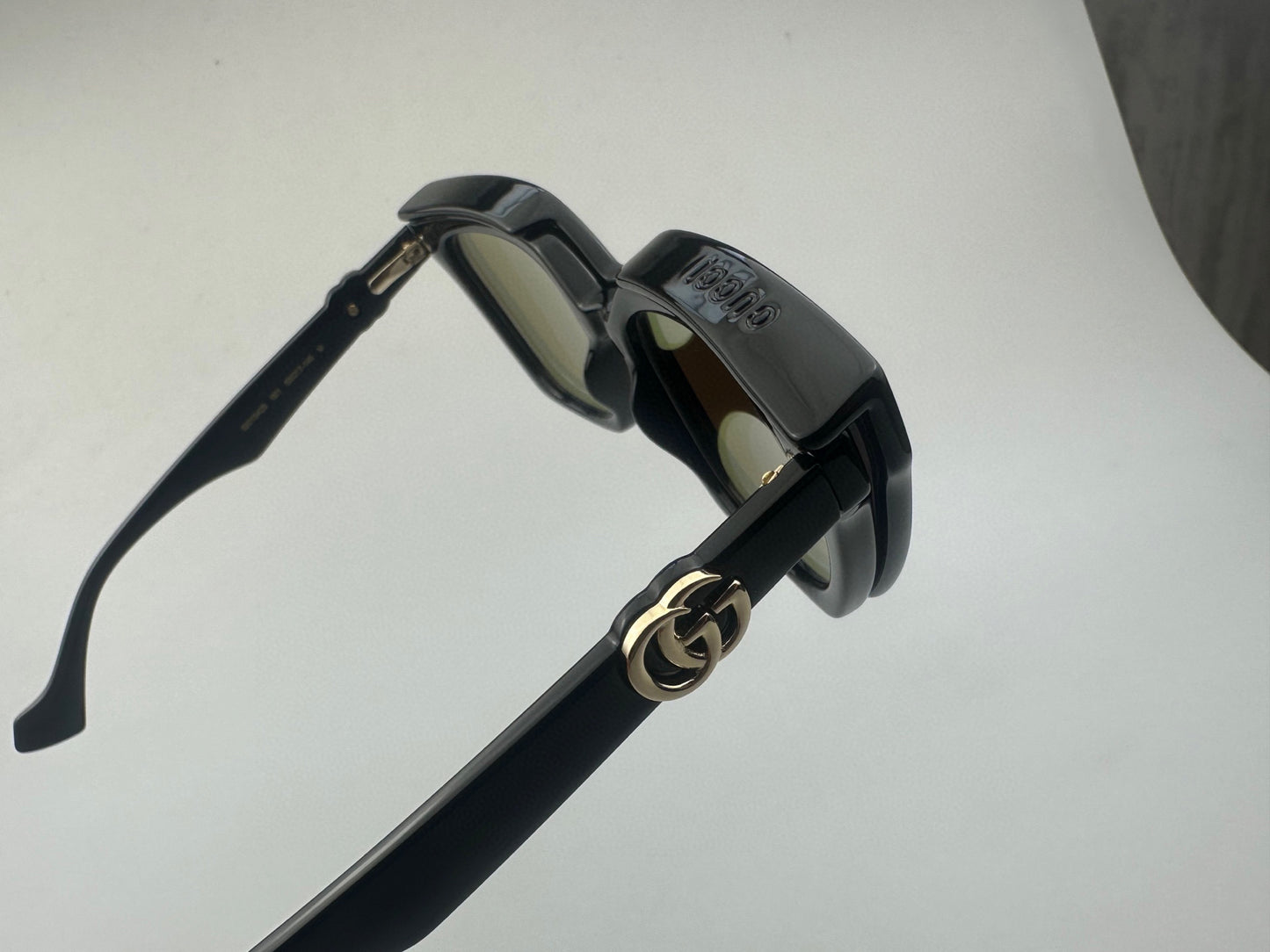 GUCCI  GG1542S 55-17-140