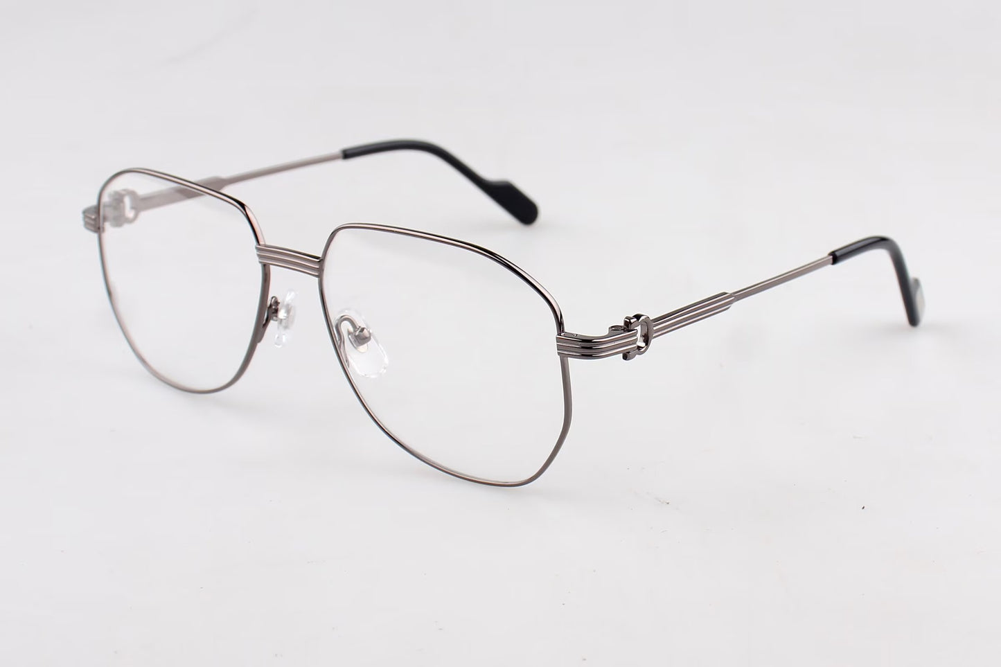 Cartier新款CT0484O 純鈦眼鏡 尺寸：58口15-145