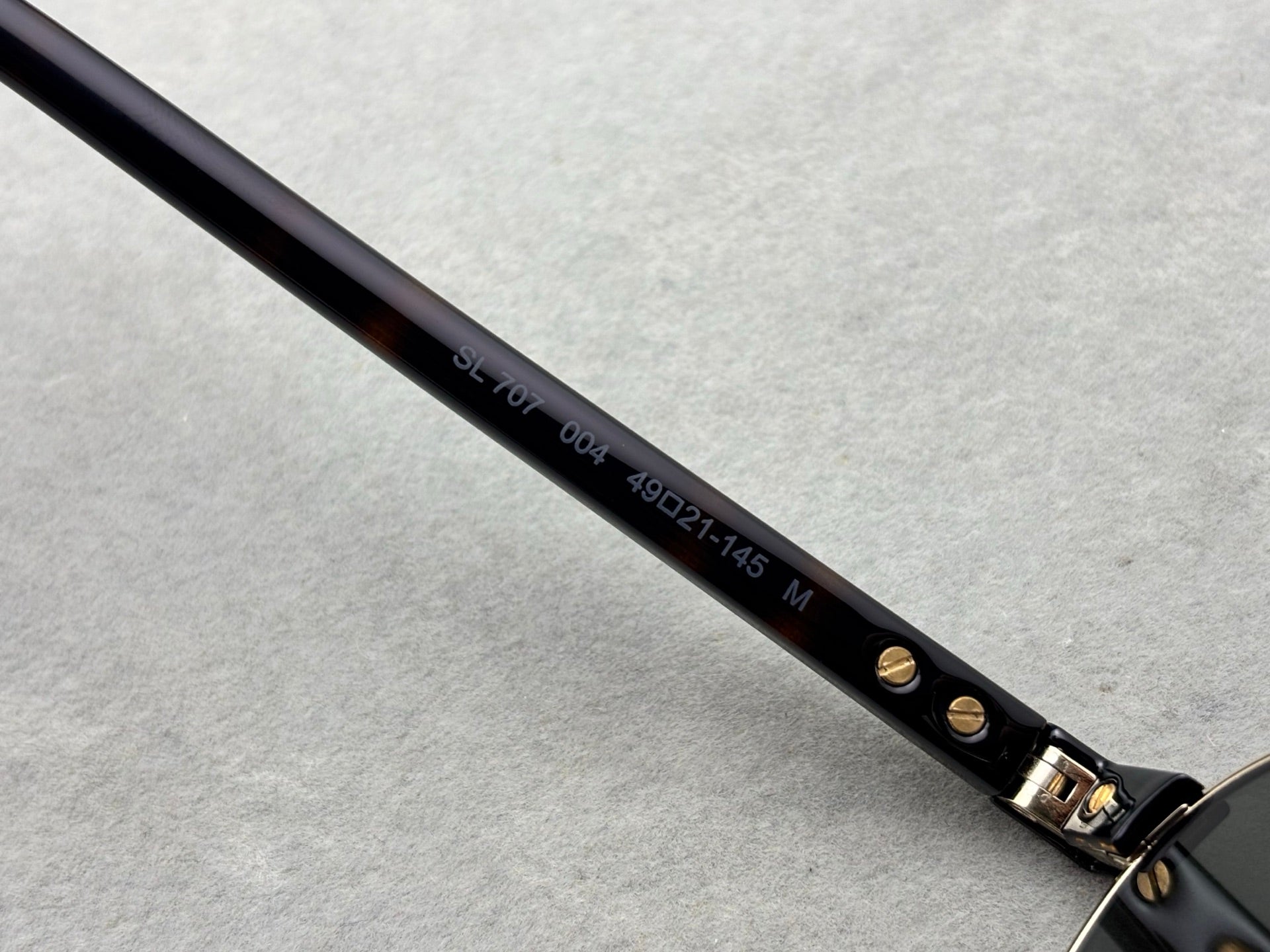 正品 SAINT LAURENT 女款太陽眼鏡 新品 size：49-21-145