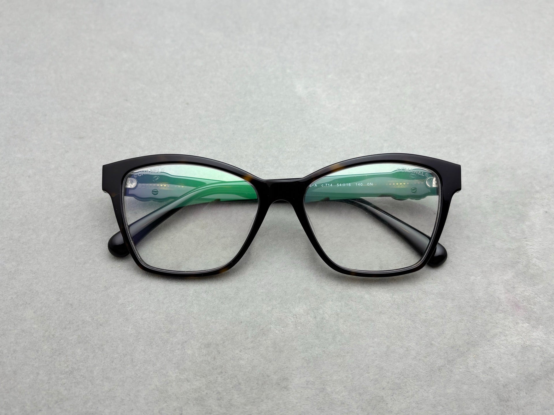 CHANEL 女款眼鏡 size：54-16-140總寬138框高48