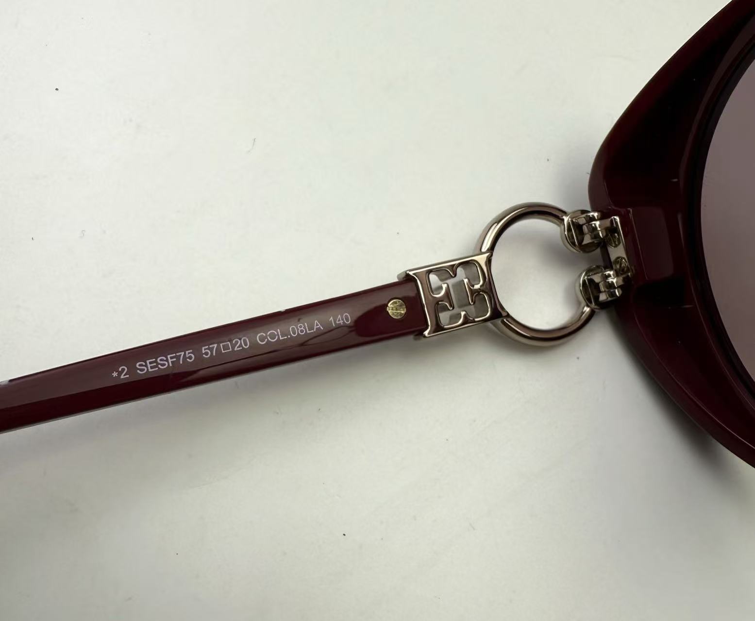 ESCADA 女士墨鏡 SESF75 紅色 尺寸57-20-140