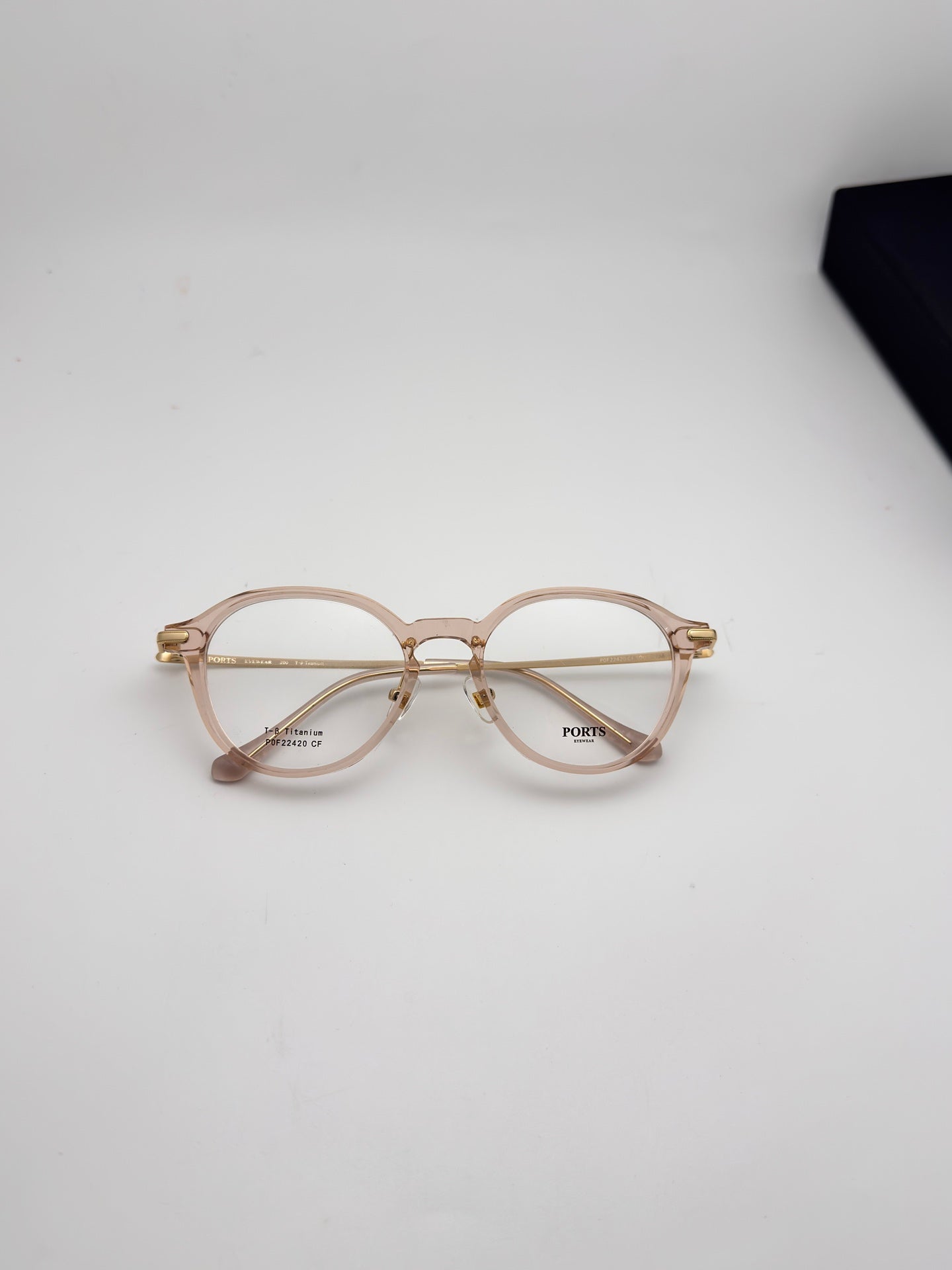 新款PORTS 眼鏡 POF22420 鈦金屬材質， 尺寸50-19-136，