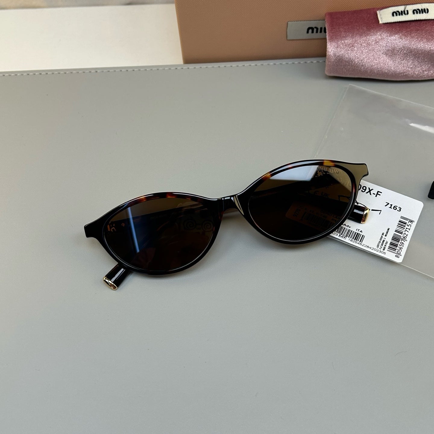 MiuMiu smu 09xv   size：53口16-145