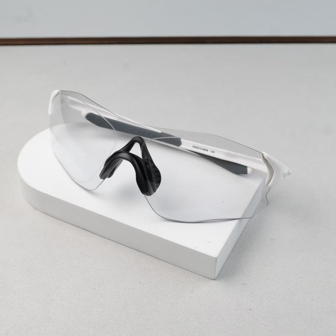 奧克利 運動風太陽眼鏡型號 OO9