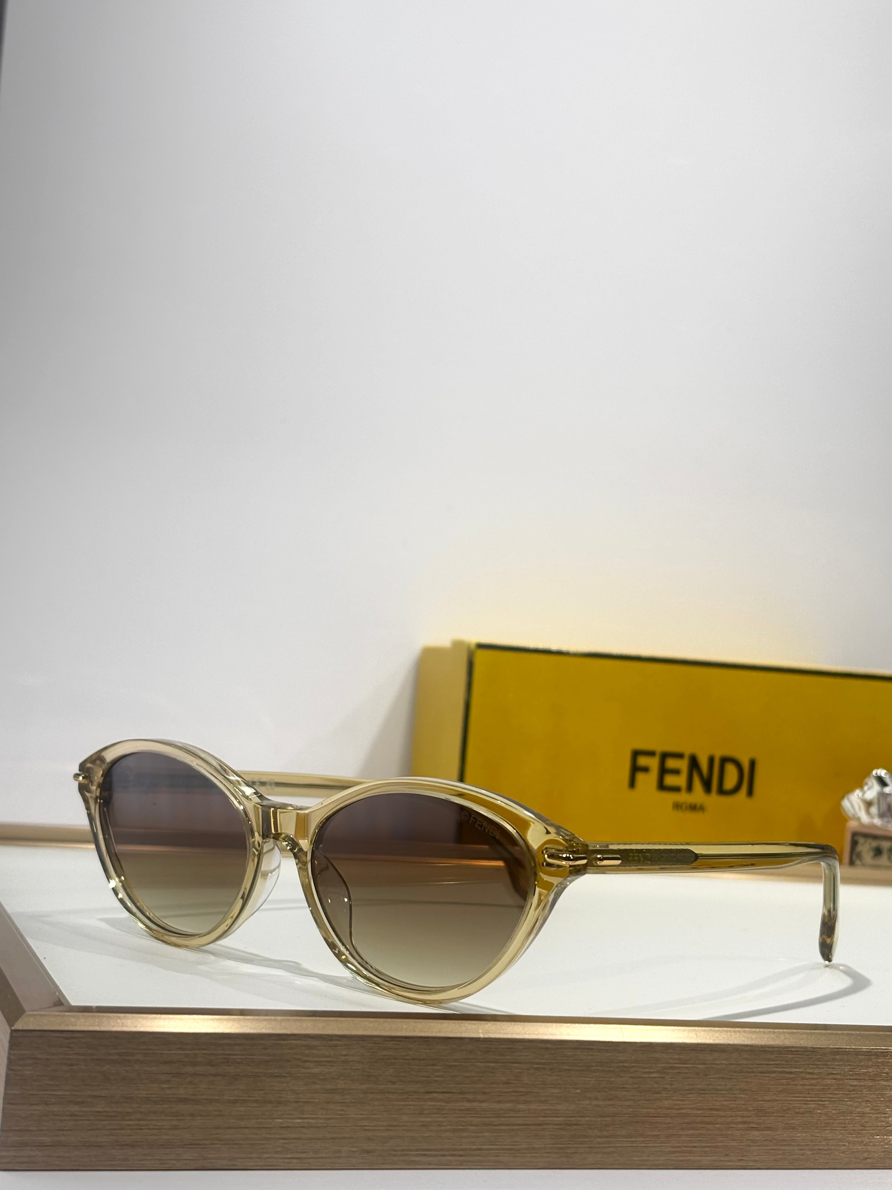 Fendi  FE50126I  SIZE：53口16-140
